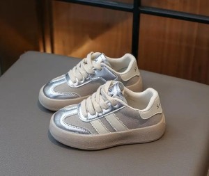 Dziecięce lekkie tenisówki buty sznurowane