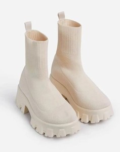 Buty damskie z elastyczną cholewką kozaki na podwyższeniu